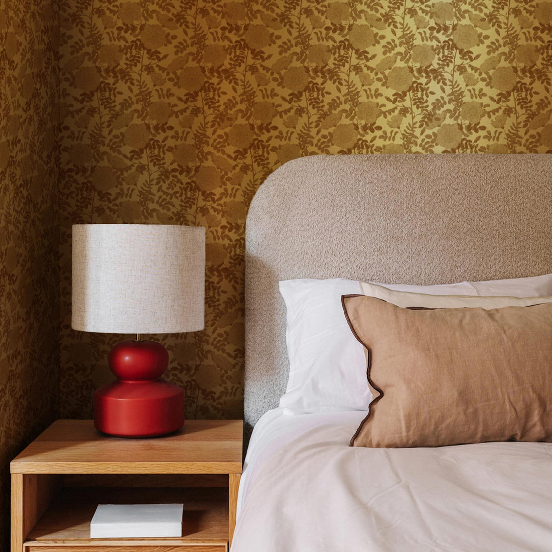 Gold Royal Bloom Metallic Wallpaper