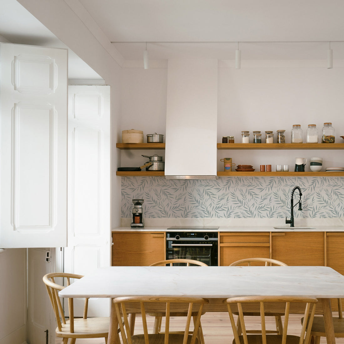 botanical style colorful backsplash