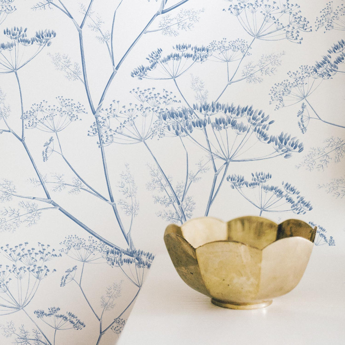 dark blue botanical print wallpaper design